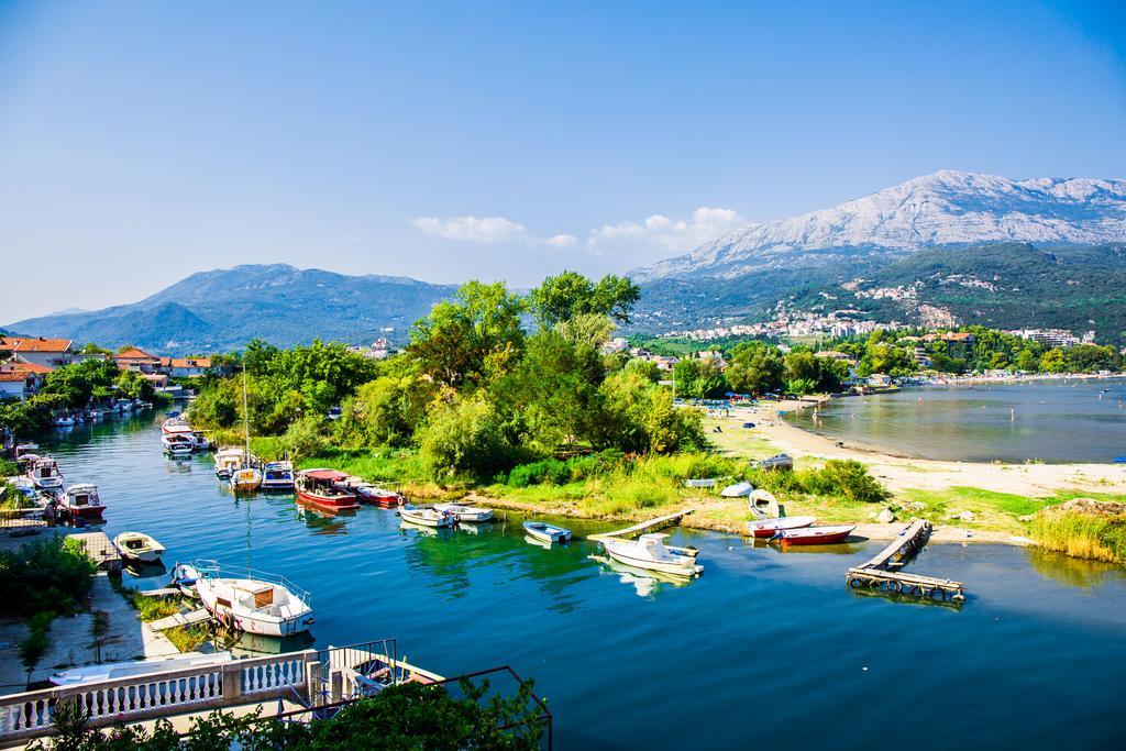 Apartments Riverside Herceg Novi Exterior photo